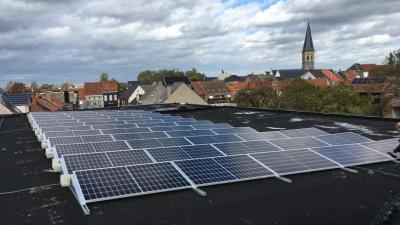Laat je grote groene hart zien en investeer mee in de nieuwe zonnepaneleninstallatie in de Trieststraat - Zonnedak Assenede.