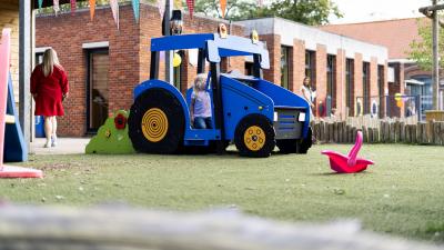 Inclusieve speeltoestellen De Duizendpoot - Inclusieve speeltoestellen De Duizendpoot -