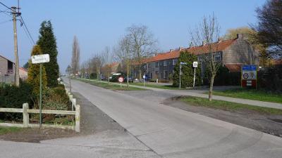 Snelheids- en tonnagebeperking in de Poeldijkstraat - De Poeldijkstraat. Snelheids- en tonnagebeperking in de Poeldijkstraat - De Poeldijkstraat.